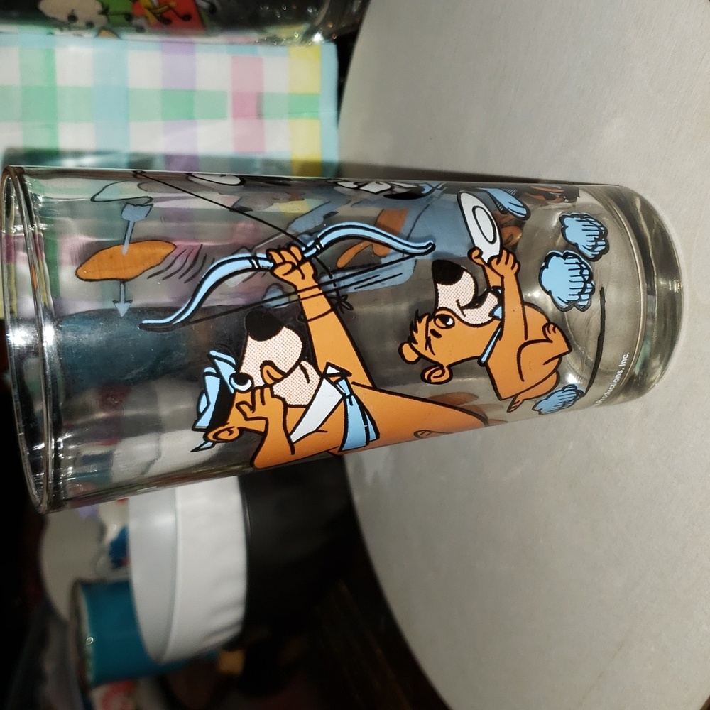Huck & Yogi glass cup